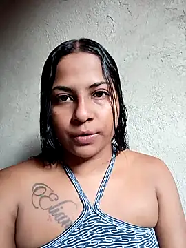 Giselabrunette25 online show from November 2025 03:26:02 PM