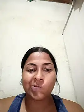 Giselabrunette25 online show from March 2026 11:22:02 PM