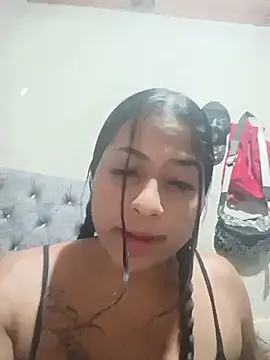 Giselabrunette25 online show from July 2026 02:00:01 AM