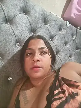 Giselabrunette25 online show from May 2026 08:42:02 AM