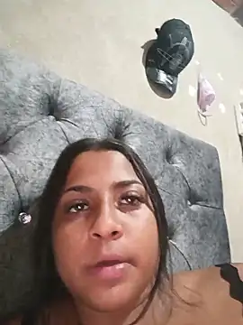 Giselabrunette25 online show from May 2026 04:42:01 AM