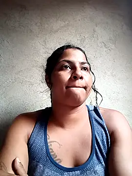 Giselabrunette25 online show from October 2025 10:09:02 PM