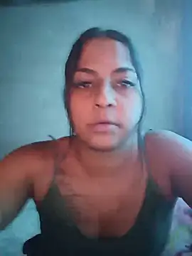 Giselabrunette25 online show from June 2026 04:05:01 PM