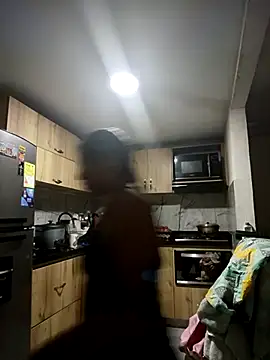 Giselabrunette25 online show from December 2025 10:06:01 AM