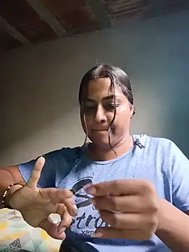 Giselabrunette25 online show from May 2026 04:46:02 PM