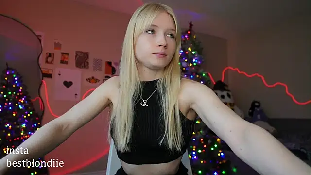 bestblonde online show from January 2025 05:05:02 PM