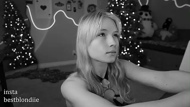 bestblonde online show from January 2025 05:18:02 PM