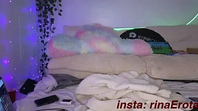 Snapshot of yummyrina chatting on October 2025 03:34:04 PM yummyrina online show from October 2025 03:34:04 PM