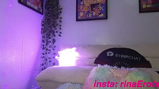 Snapshot of yummyrina chatting on October 2025 11:22:01 AM yummyrina online show from October 2025 11:22:01 AM