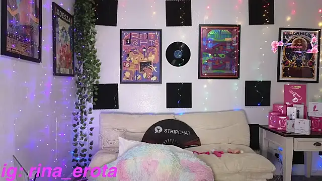 yummyrina online show from April 2026 06:26:01 PM