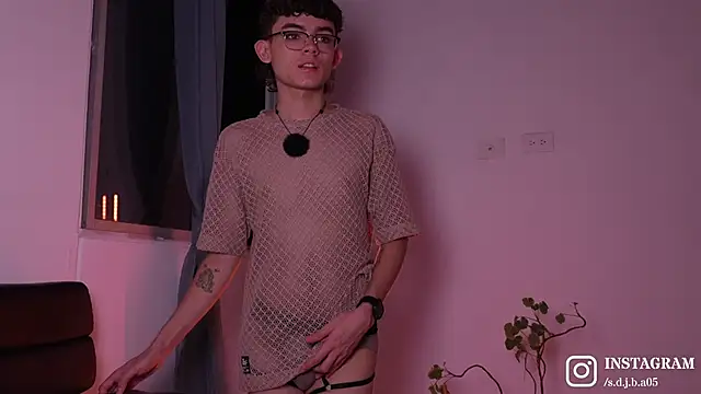 Angelo 018 online show from February 2026 11:48:01 PM