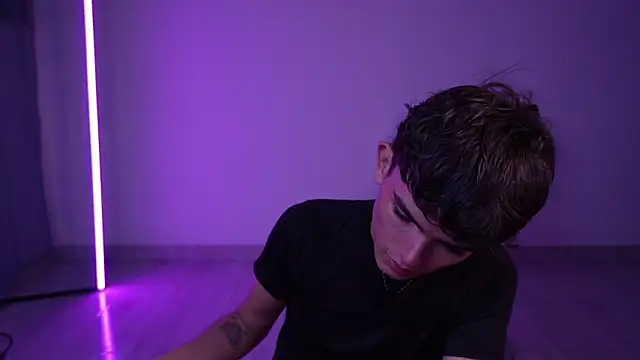 Angelo 018 online show from February 2026 01:07:01 AM