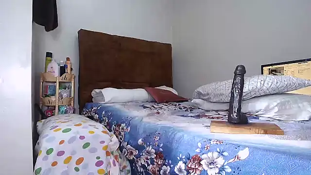 shoshortyy online show from November 2025 02:29:01 AM