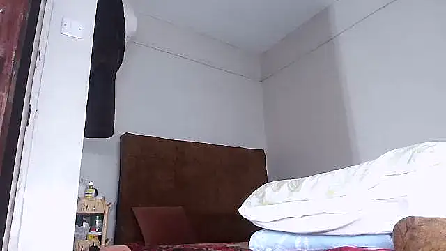 shoshortyy online show from June 2026 06:14:01 PM