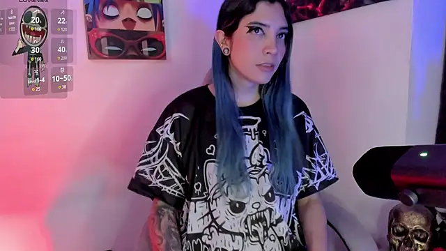 Snapshot of sofi_pretty_uwu- chatting on May 2026 01:37:01 AM sofi pretty uwu- online show from May 2026 01:37:01 AM