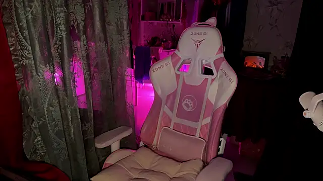 pearl princess  online show from January 2026 02:43:02 PM