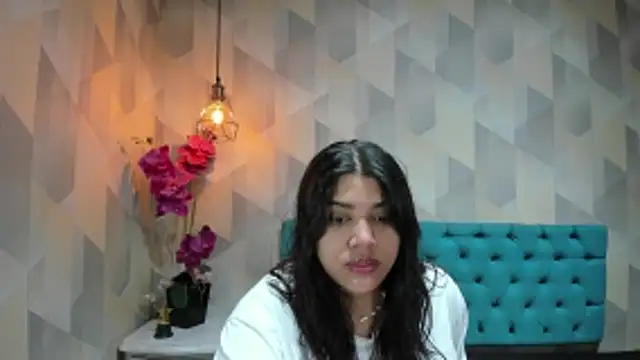 Snapshot of LindaBreeS chatting on March 2026 02:40:02 PM LindaBreeS online show from March 2026 02:40:02 PM