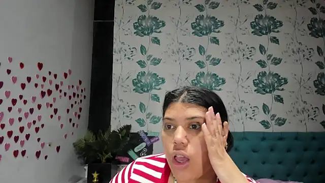 LindaBreeS online show from March 2025 01:34:01 PM