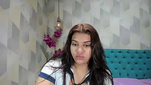 LindaBreeS online show from September 2025 12:41:01 PM