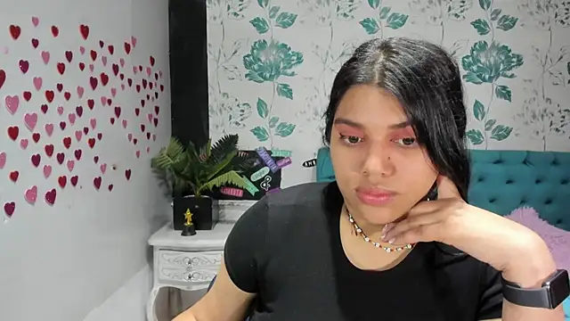 LindaBreeS online show from March 2025 08:32:02 PM