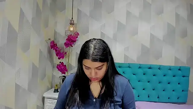 LindaBreeS online show from October 2025 01:41:01 PM