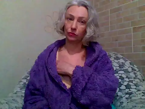 Lorie Carrie online show from February 2026 03:19:01 PM