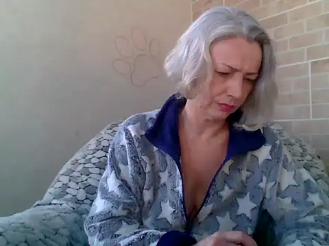 Lorie Carrie online show from February 2026 12:36:02 PM