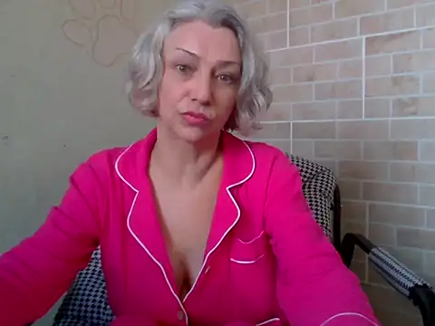 Lorie Carrie online show from March 2026 08:07:01 AM