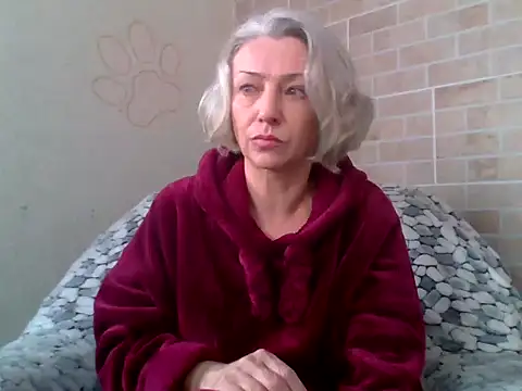 Lorie Carrie online show from January 2026 10:19:02 AM