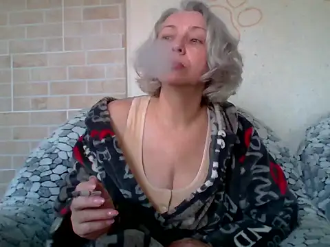 Lorie Carrie online show from April 2026 08:32:01 AM