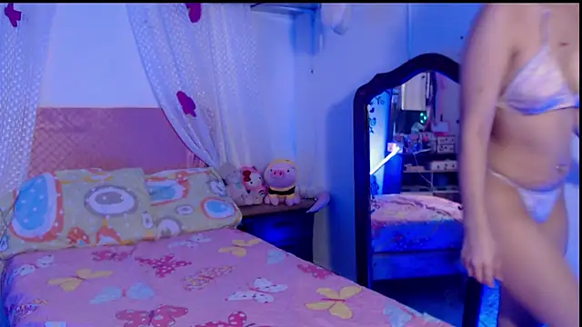 Snapshot of HanaWayne chatting on March 2025 07:35:01 PM HanaWayne online show from March 2025 07:35:01 PM