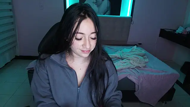 Andrea Ramos online show from February 2025 08:22:02 AM