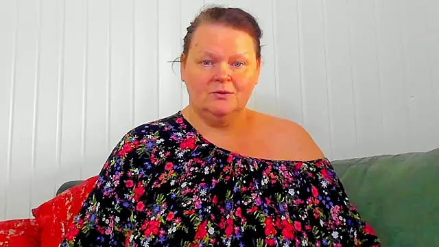 MilanaBiegert online show from February 2026 10:04:02 AM