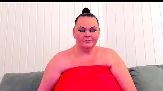 MilanaBiegert online show from January 2026 01:29:01 PM