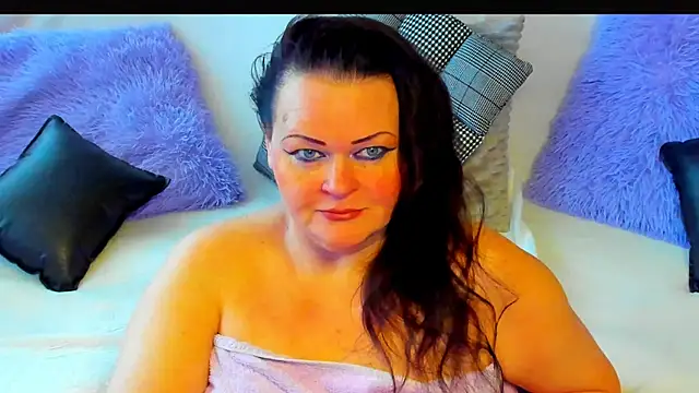 MilanaBiegert online show from July 2026 03:18:01 AM