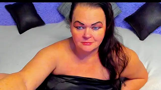 MilanaBiegert online show from November 2025 05:33:01 AM