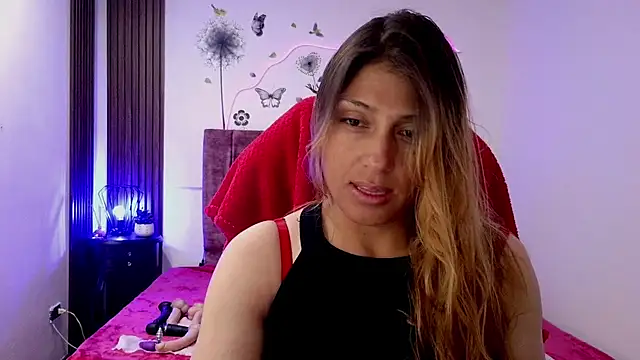 elena detroya online show from December 2025 12:19:02 PM