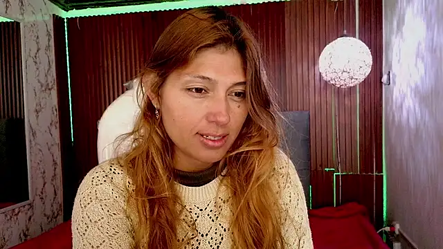 elena detroya online show from April 2026 12:45:01 PM