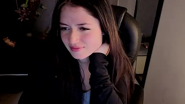 almma shy online show from October 2025 01:23:01 PM