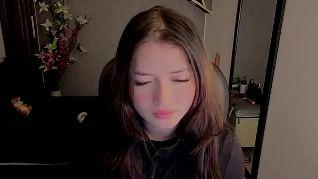 almma shy online show from October 2025 01:21:02 PM