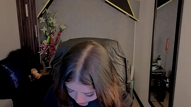 almma shy online show from October 2025 01:23:02 PM