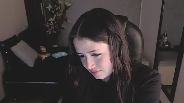 almma shy online show from November 2025 01:15:01 PM