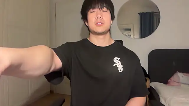 jungcock3210 online show from December 2025 05:23:02 AM