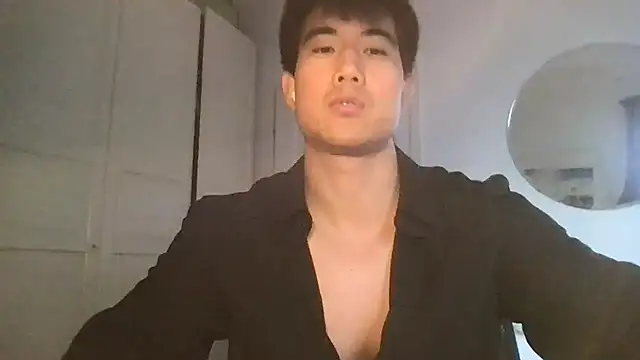 jungcock3210 online show from October 2025 10:56:01 AM