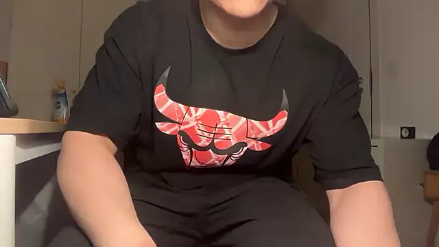 jungcock3210 online show from February 2026 06:05:01 PM