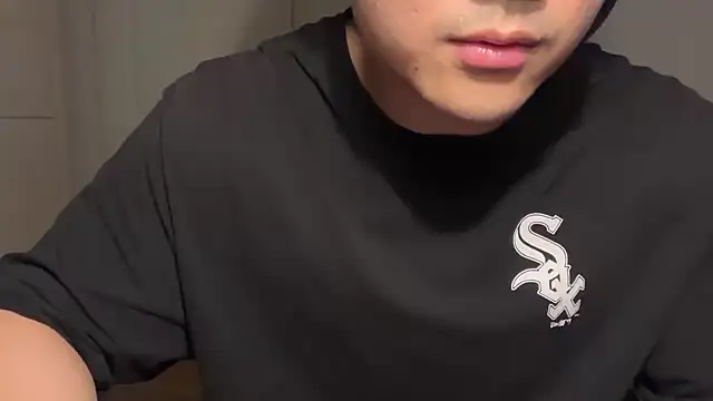 jungcock3210 online show from November 2025 04:55:01 PM