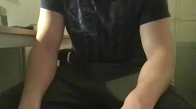 jungcock3210 online show from January 2025 04:46:02 PM