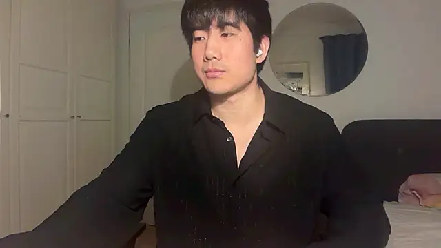 jungcock3210 online show from February 2026 04:39:02 PM