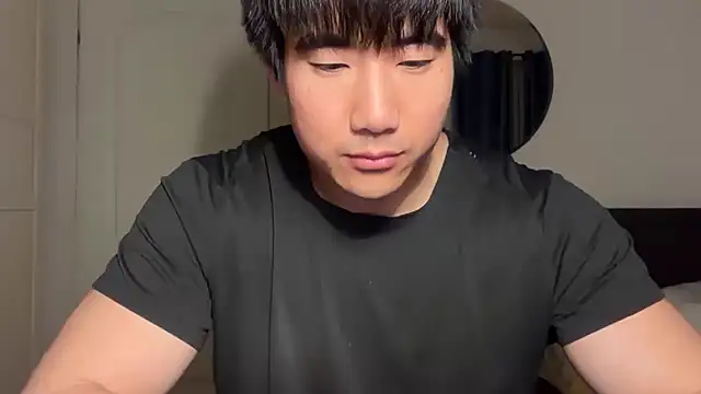 jungcock3210 online show from November 2025 05:08:02 AM