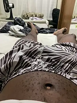 Snapshot of eirdxxx chatting on February 2025 05:11:02 AM eirdxxx online show from February 2025 05:11:02 AM